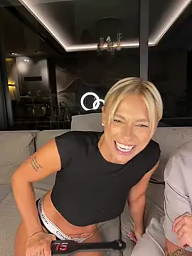 SexOnMyLvL live webcam show