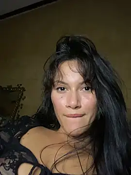 jepetitoiseau live cam on StripChat