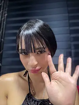 Sasha-firee live cam on StripChat