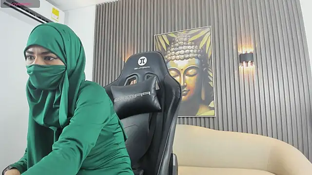 zaif_thal (F young) - Show ass in thread slowly😍