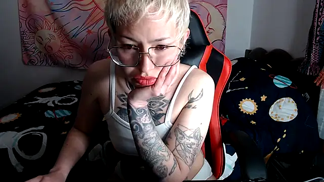 ArrangedFoot webcam