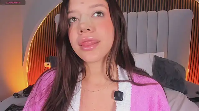 emperatriz_reyes webcam