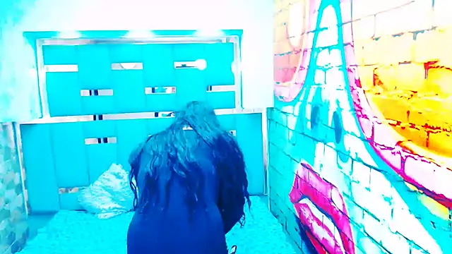 violet_bigcock774 webcam