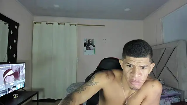 Toptony22 webcam