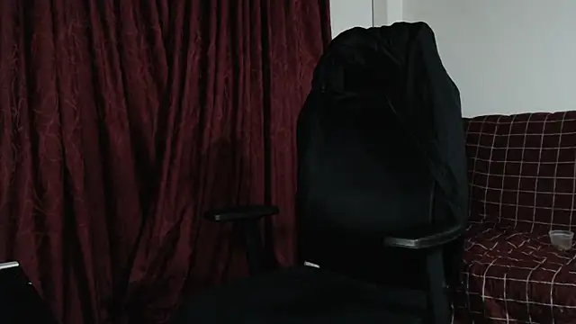 Marck-Pro live cam on StripChat