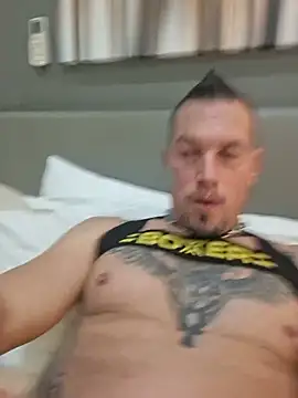 Dv8rBoy666 live cam