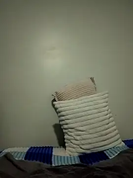 VelvetEmpire live cam on StripChat