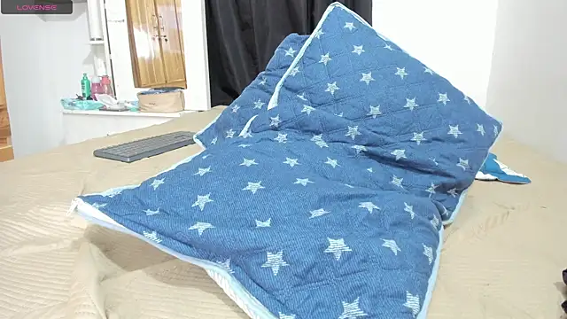 Emyiii webcam