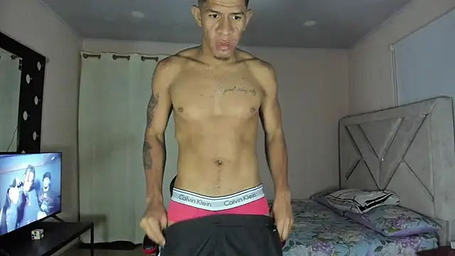 Toptony22 webcam