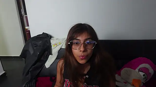 laramucci (F teen) - OIL TITS + BOOBJOB 🍒💦🍆