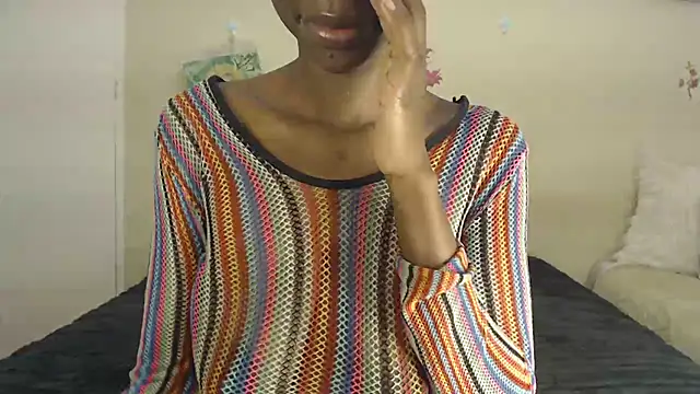 Blacktittiex02 webcam