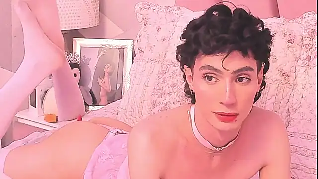KylieMonnett webcam