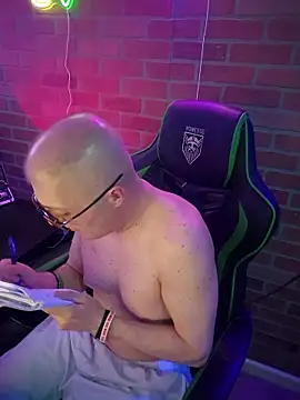 chronic_vibez live cam on StripChat