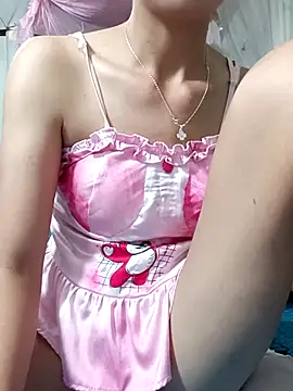 MilkShow live cam on StripChat