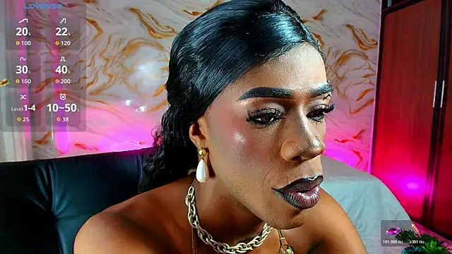 EbonyHansNight live cam on StripChat
