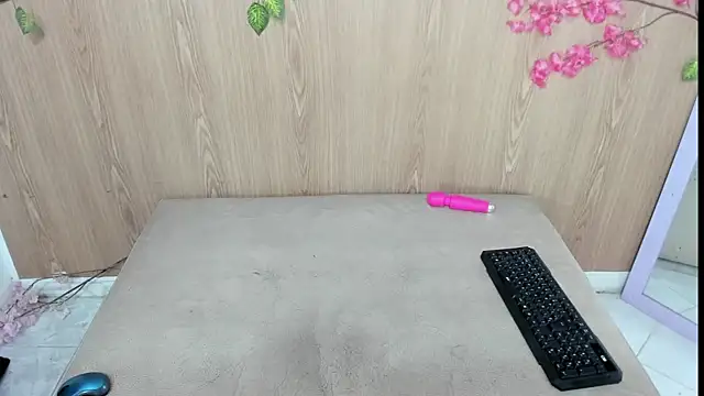 jenelotizz06