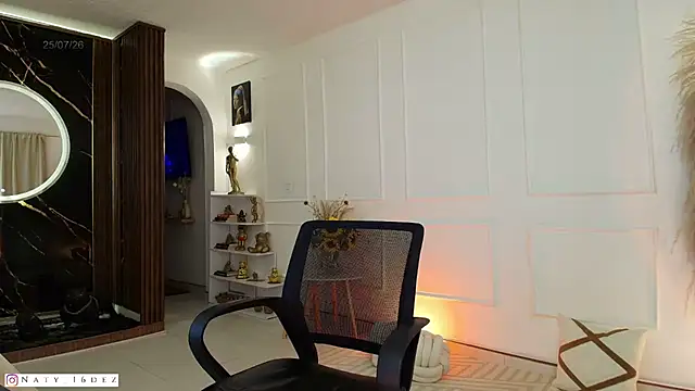 NatyHernandez1 webcam