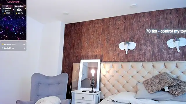 MeganLorensx webcam