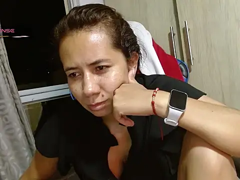 Danielagomez33 webcam