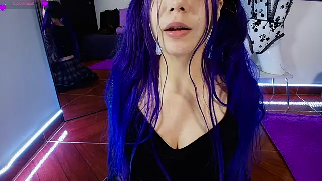 karlamoon23 webcam