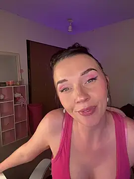MaciiMayy webcam