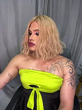 Melania_ferr webcam