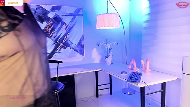 bella_milff_ - Bella_milff_'s free webcam - UK Sex Cams