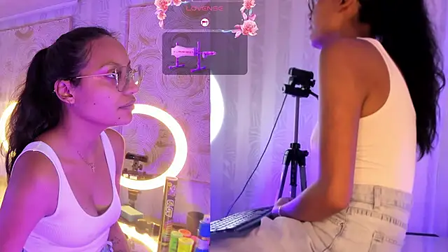 emma_brooks_ webcam