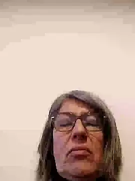nocturnewhisper webcam