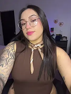 Lilyhotson webcam
