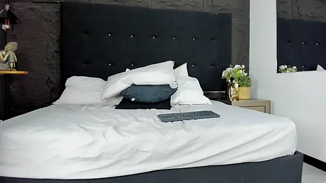 Sashacooper webcam