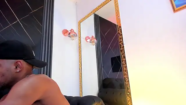 axel_black_xxx live cam on StripChat
