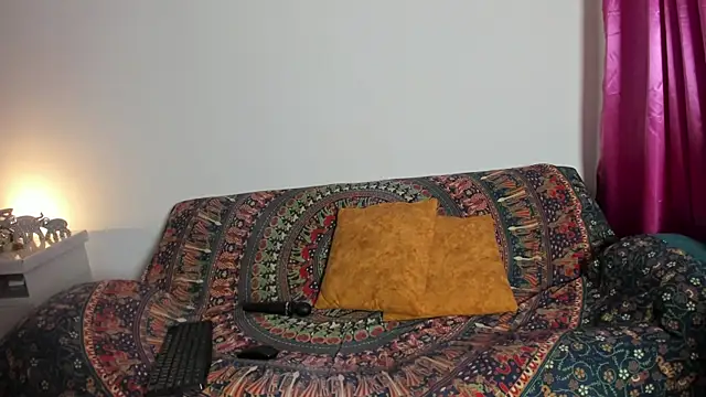Victoria_Jonness webcam