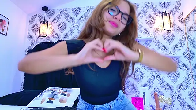 Angelique_Angell