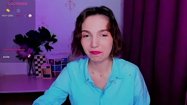 KindHazelHere_ webcam