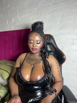 queen_nobuhle_femdom_777 - QUEEN_NOBUHLE_FEMDOM_777's free webcam - UK Sex Cams