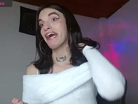 Scarlett_crastrawberry webcam
