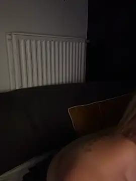 LunaSecret22 webcam
