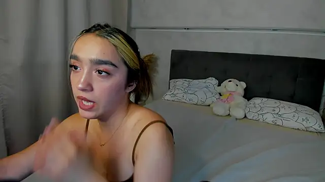 Barbara_Rogerss live cam on StripChat