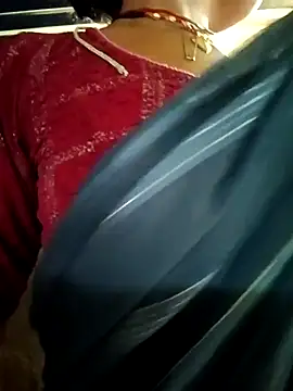 Sexy_Divya1