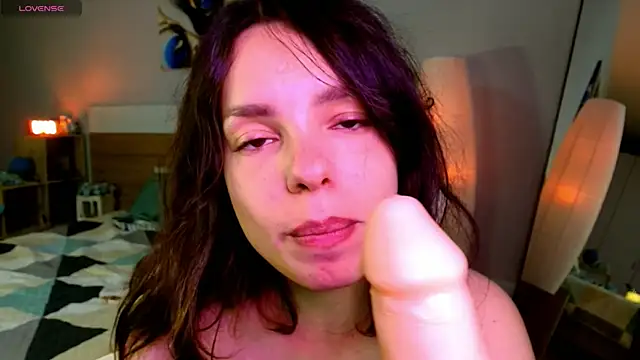 Maya_Campbell webcam