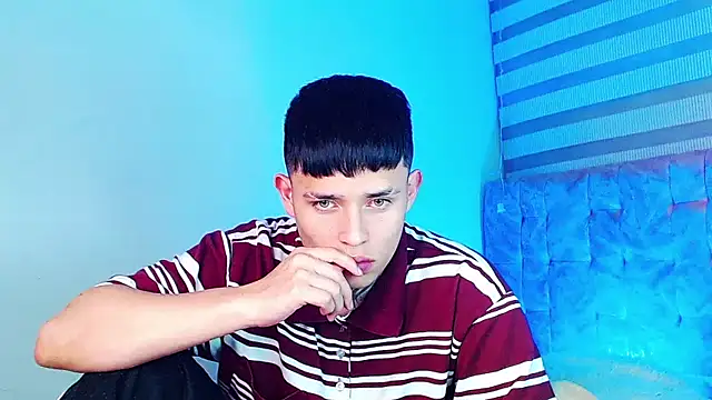 _justinmoon2 - _justinmoon2's free webcam - UK Sex Cams