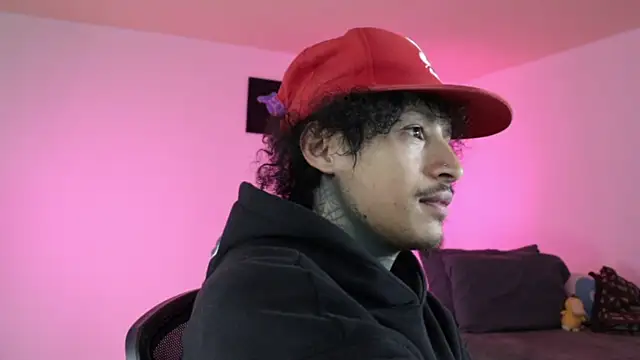trieone webcam