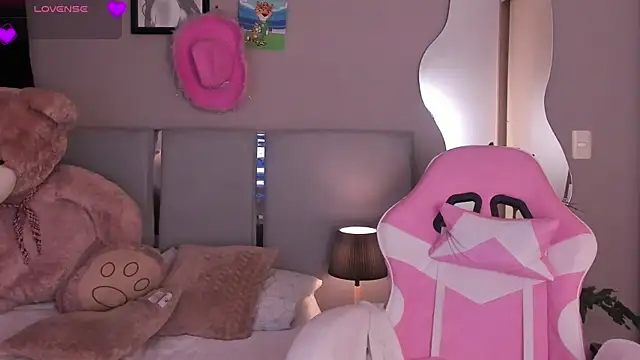 zaray_star - Zaray_star's free webcam - UK Sex Cams
