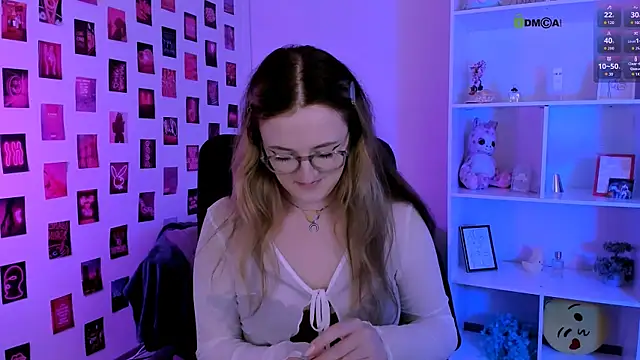luna_berryy (G young) - handbra