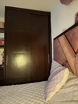 Dark-Luna live webcam show