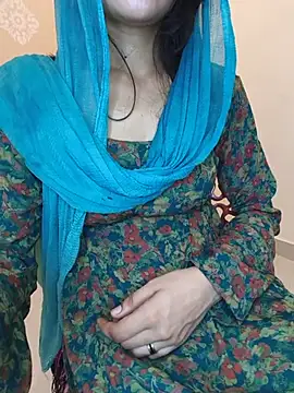 zoya_baby_ webcam