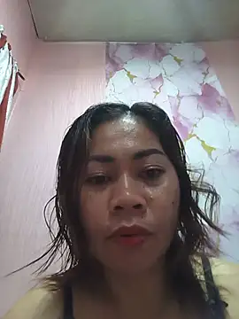 SweetChubbyMommy_02 live cam on StripChat