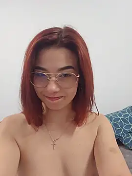 RedHeadFoxy webcam