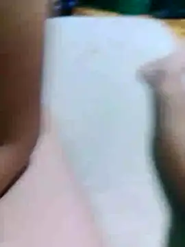MiayLogann webcam